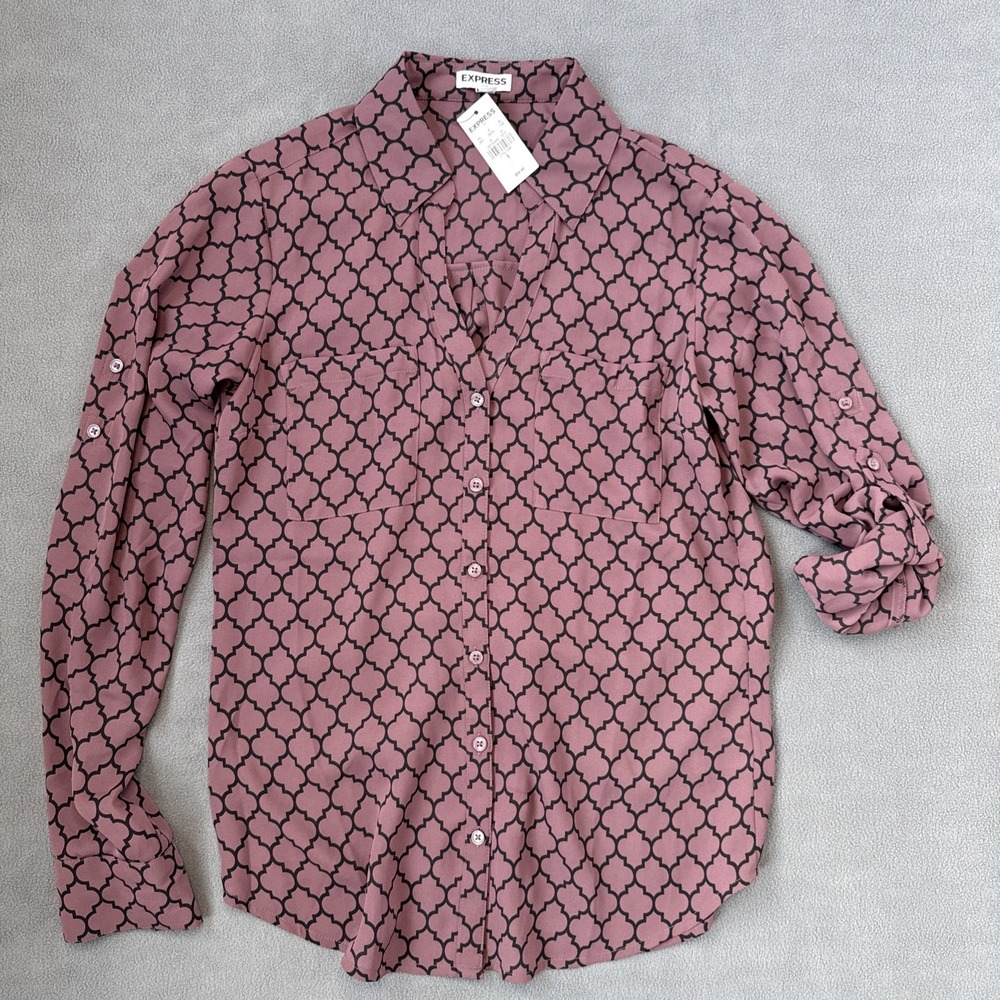 EXPRESS Shirt Womens Small Muted Pink Long Sleeve Button Down Geometric Top NWT‎